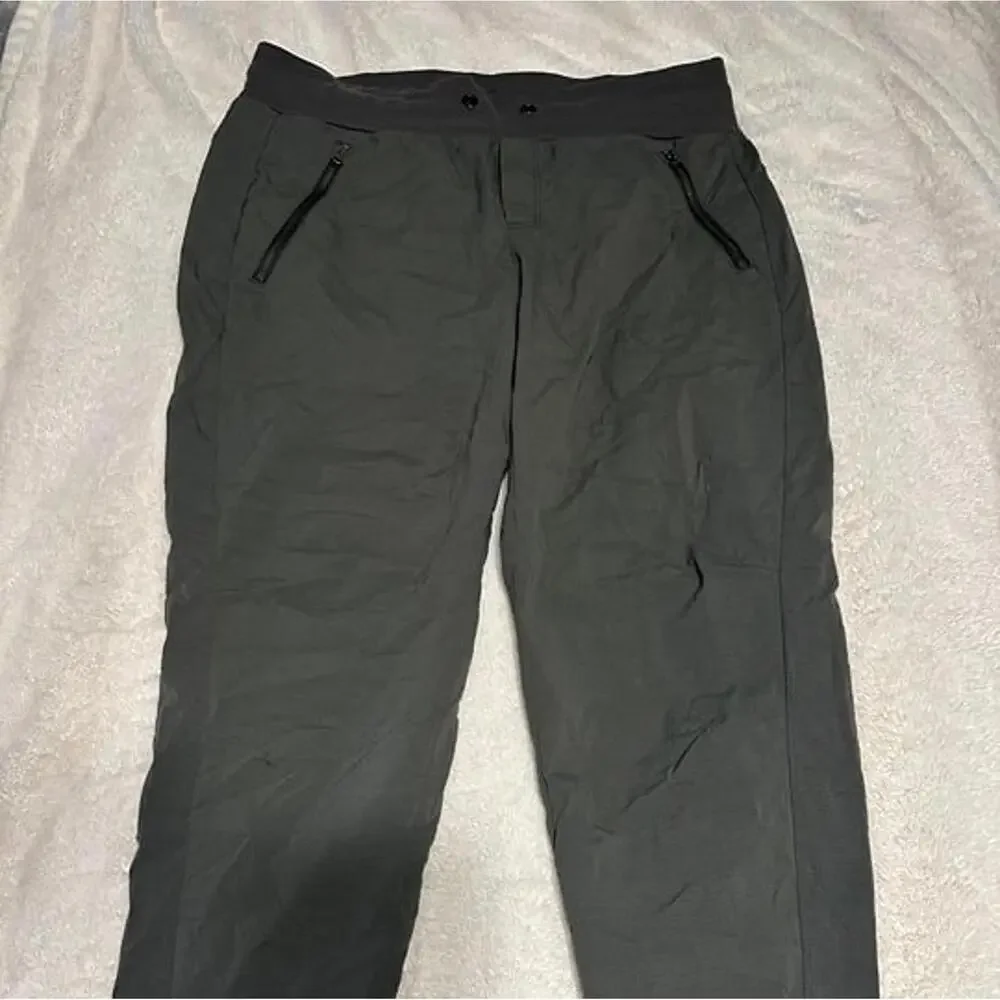 Athleta Trekkie North Jogger Pants Olive Green Size 10 Lightweight Hiking Travel